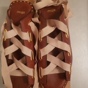 Women leather sandals